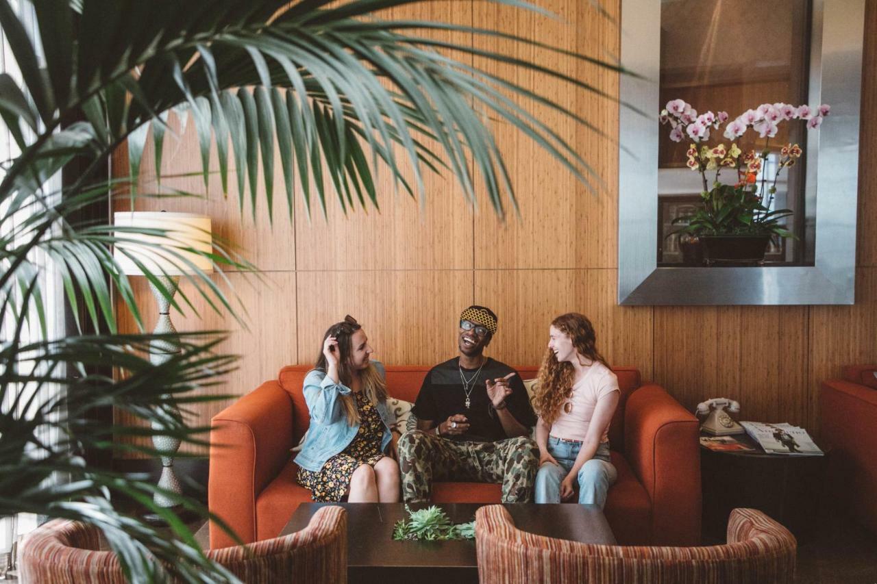 Angeleno Hotel